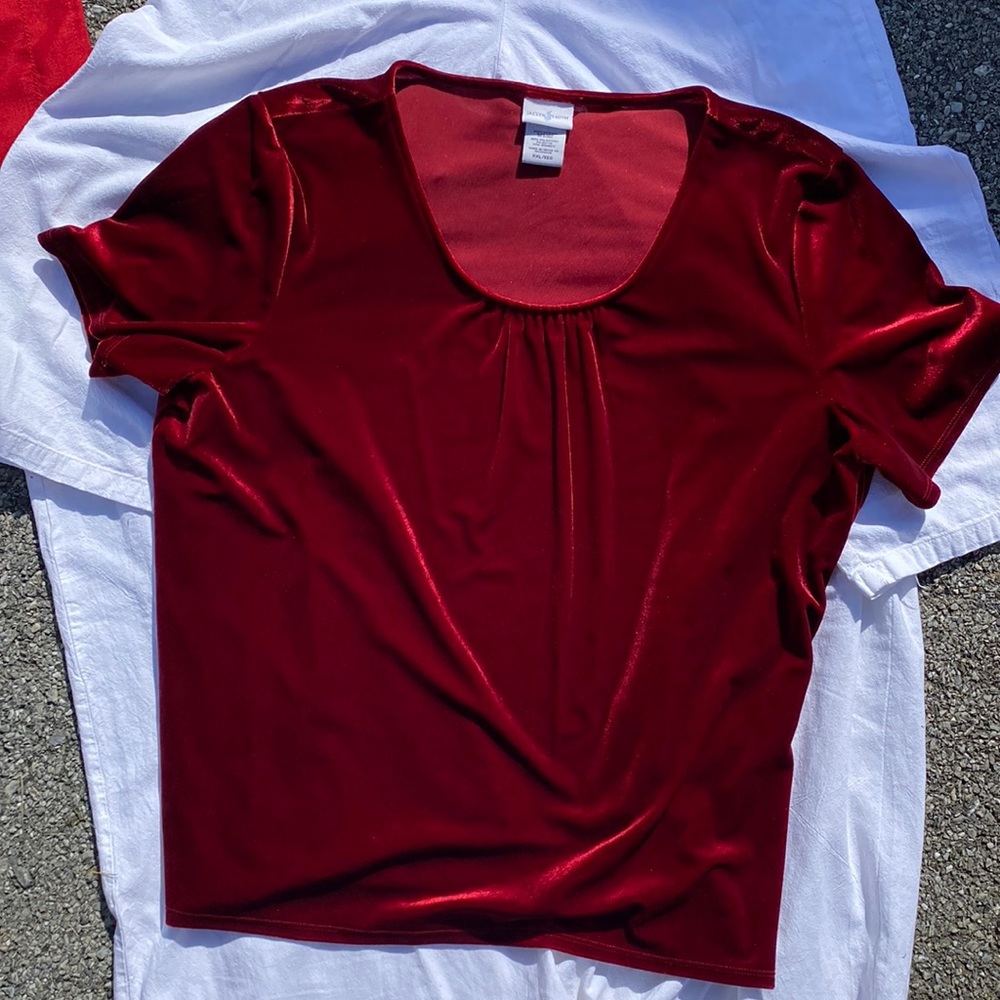 Jaclyn Smith XXL Red Sparkle Top